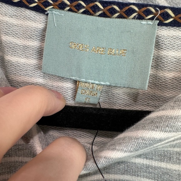 Flowy top NWT - Picture 5 of 6